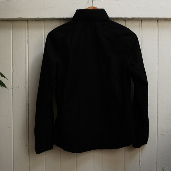 New balance windbreaker - Picture 2 of 4